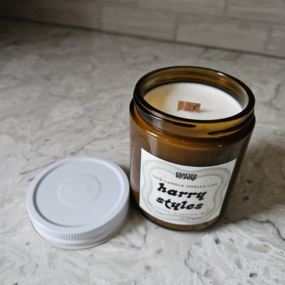 This Candle Smells Like Harry Styles Handmade Soy Wax Wood Wick Tobacco Vanilla - Picture 4 of 4